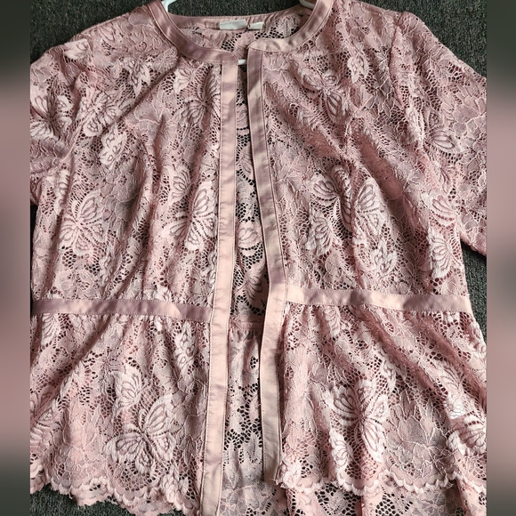 Pink blouse - Picture 5 of 5